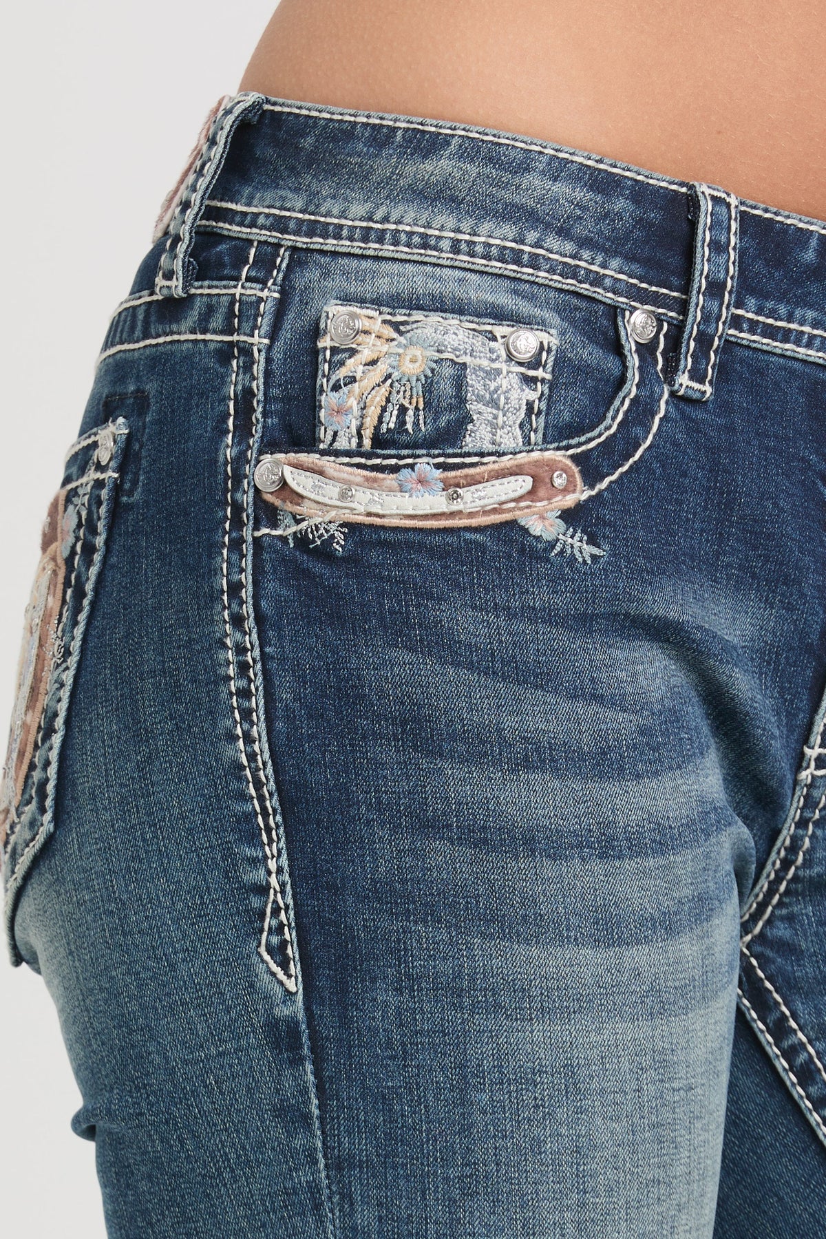 Horse Shoe Motif Bootcut Jeans